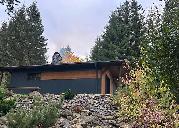 Am Wald Schleusingen