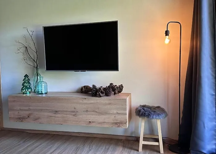 Am Wald Schleusingen